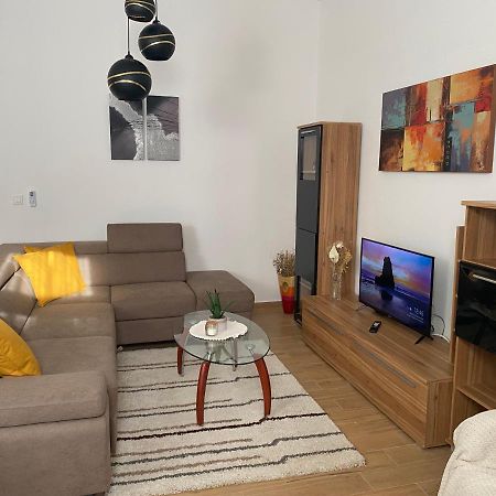 Apartman Andela Pula Centar Exterior photo